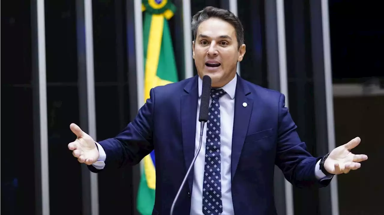 Moraes dá 15 dias para PGR se manifestar em investigação sobre suposto envolvimento de deputado a atos antidemocráticos