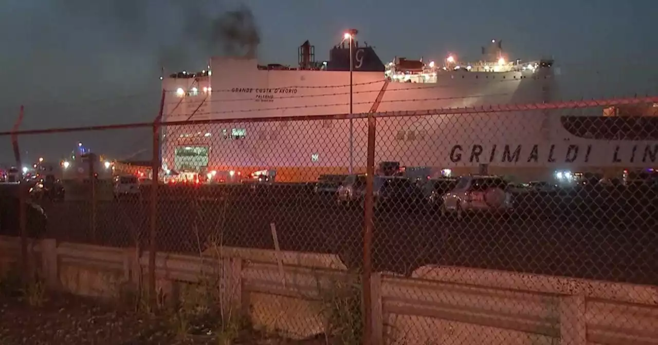 Two firefighters dead after being trapped on burning ship in New Jersey: Report