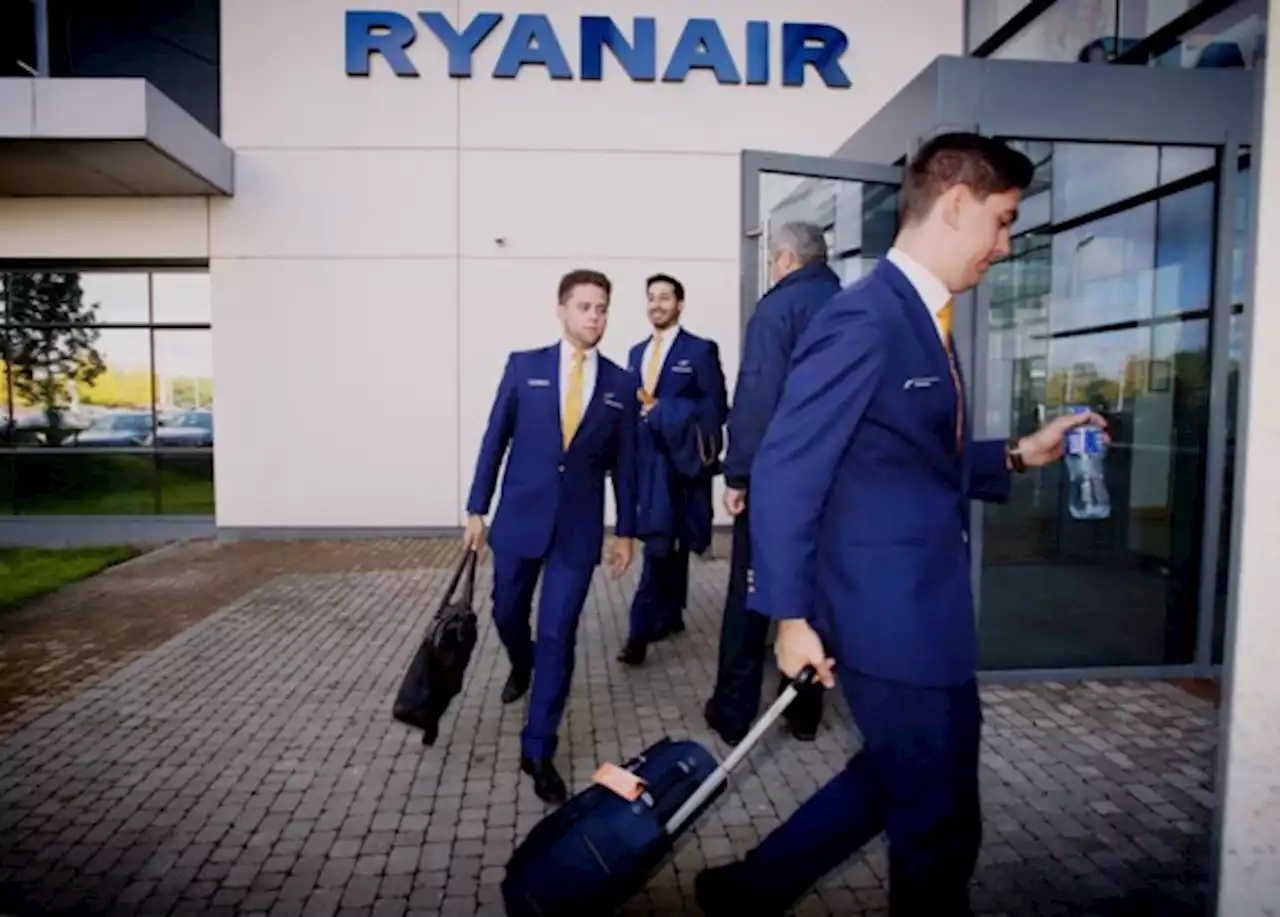 ‘Waarom voert Ryanair oorlog tegen zijn eigen mensen?’