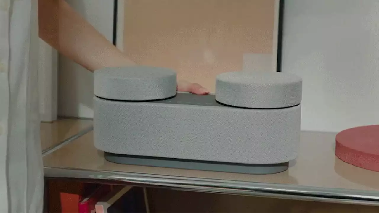 Sony's HT-AX7 Speaker Transforms Into a Portable Surround Sound System