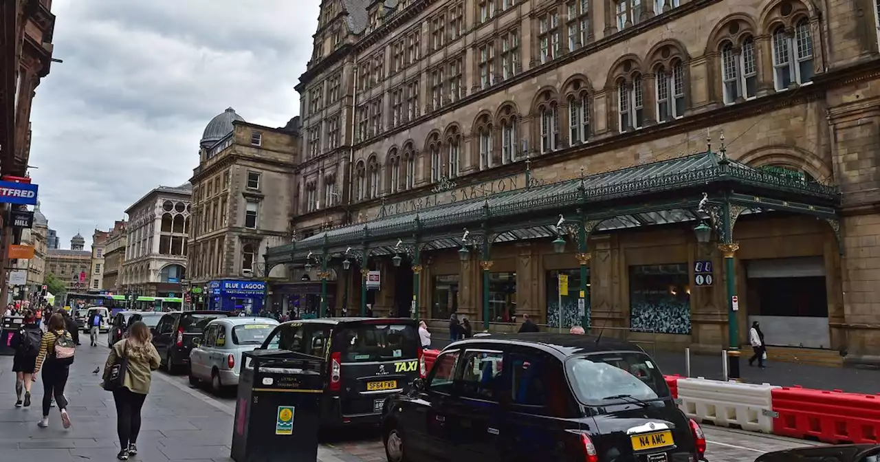 Glasgow Central Station fight breaks out as three teenagers arrested