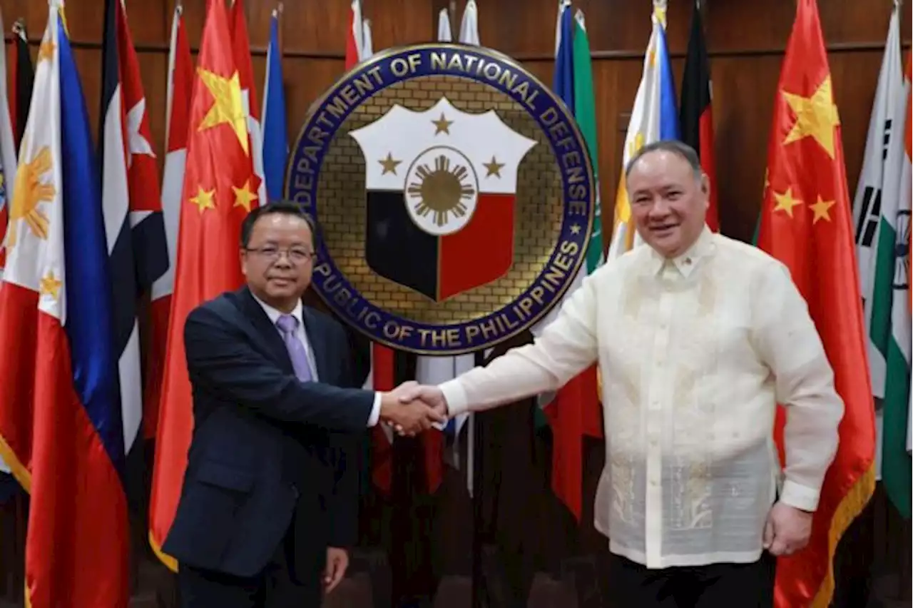 Chinese envoy pays first courtesy visit to Defense chief Teodoro