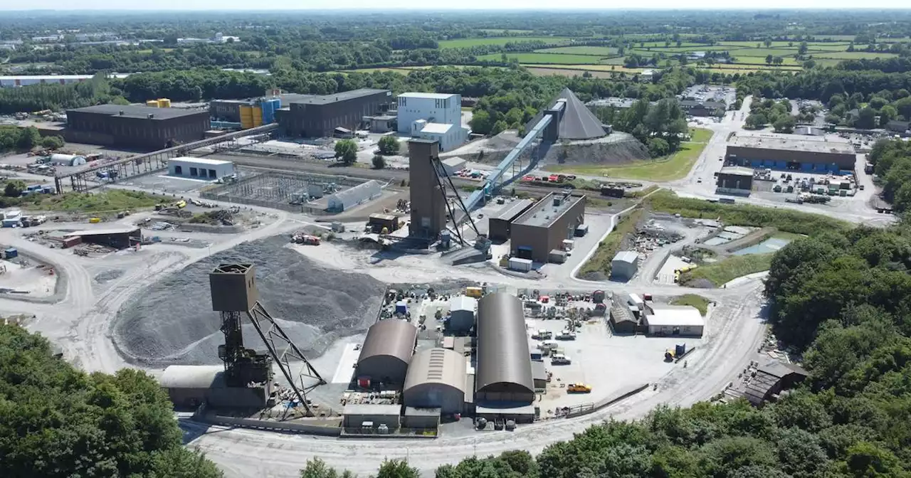 Workers stage ‘blockade’ at Tara Mines as talks break down