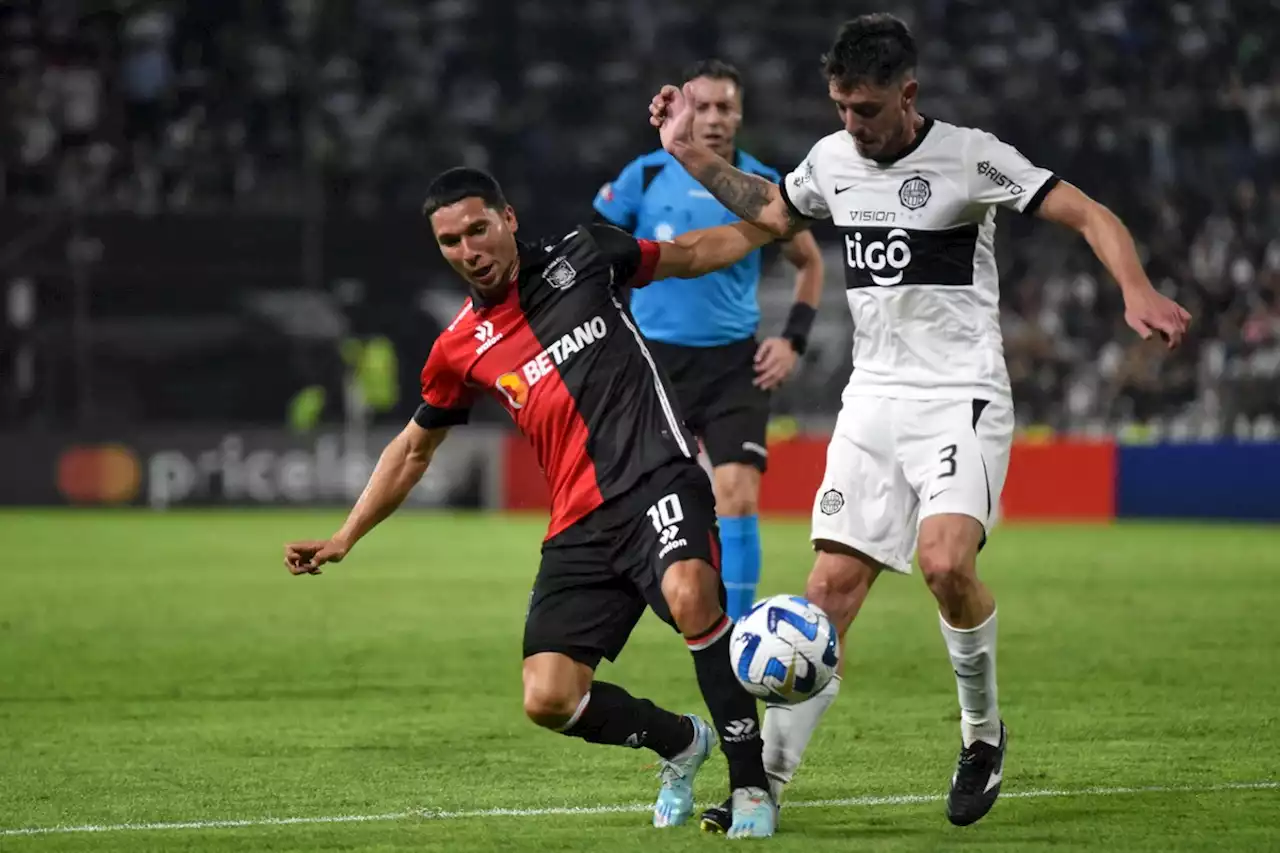 Meia do Olimpia comemora confronto com o Flamengo nas oitavas da Libertadores: 'a melhor hora'