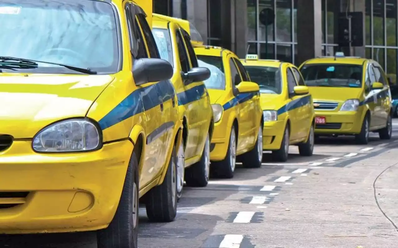 Taxistas em situação regular serão identificados por QR Code no Rio | Rio de Janeiro | O Dia