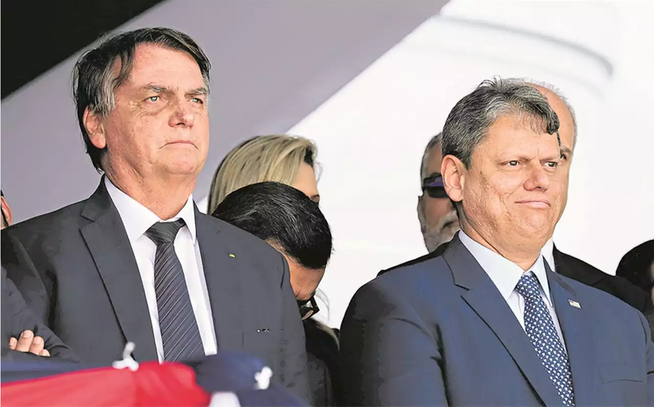 Tarcísio e Bolsonaro se desentendem em evento do PL sobre a reforma tributária; veja o vídeo