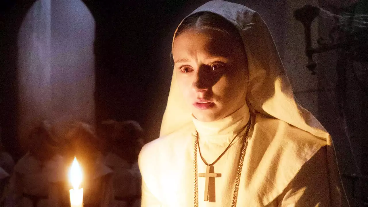 Umgeben von absoluter Finsternis: Neues Horror-Bild zu „The Nun 2“ erweckt das pure Böse