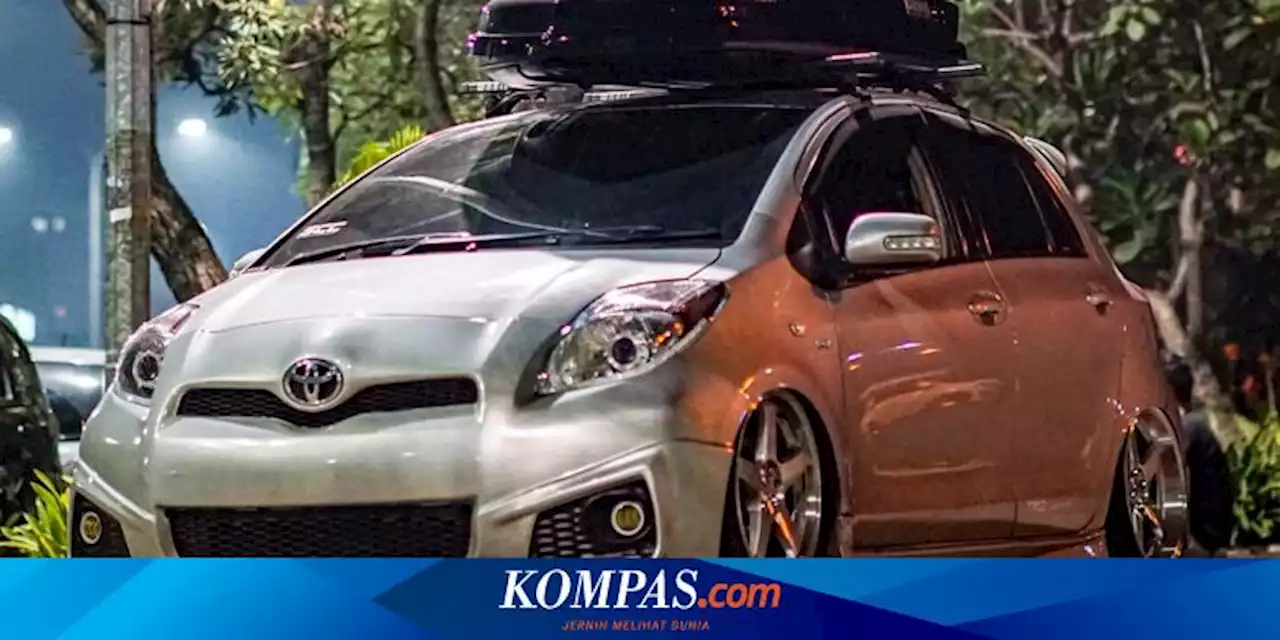 Toyota Yaris Bakpao Lawas Bergaya Stance Pakai Roofbox