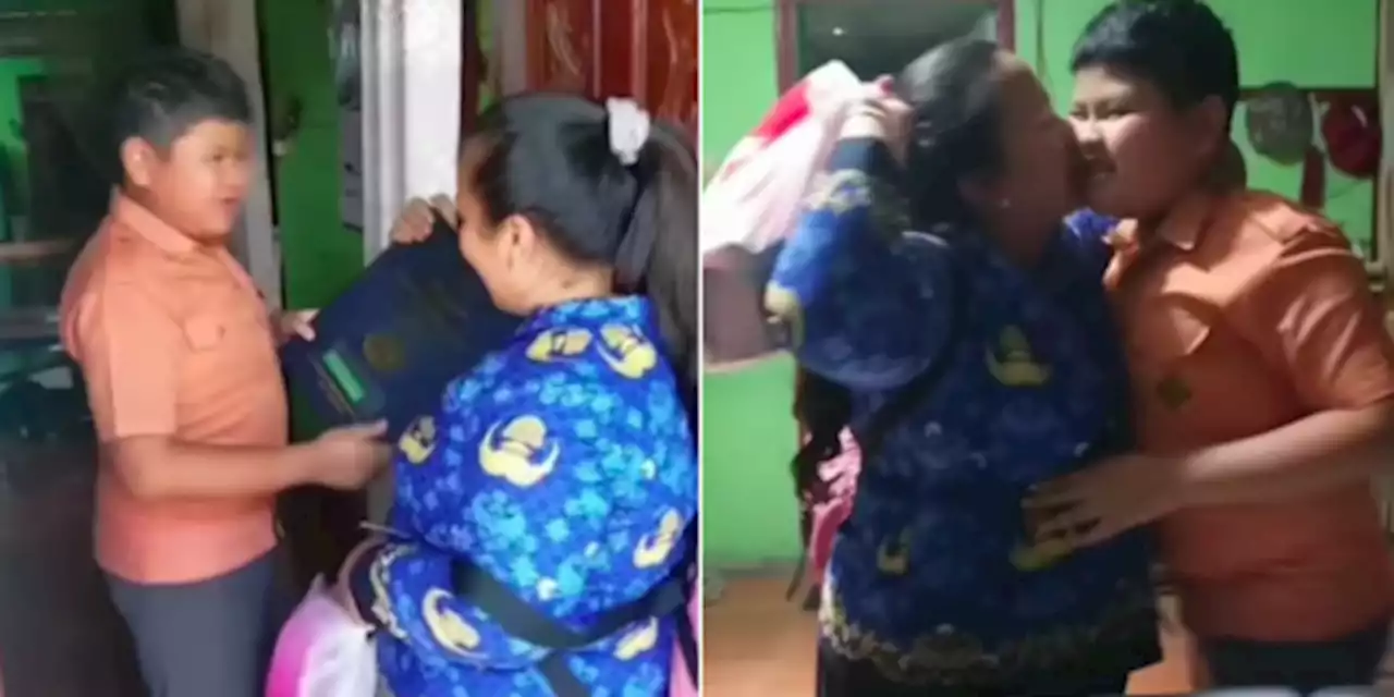 Ibu Ini Bahagia Anaknya Rangking 27 dan Langsung Beri Hadiah 'Juara di Hatiku' | merdeka.com