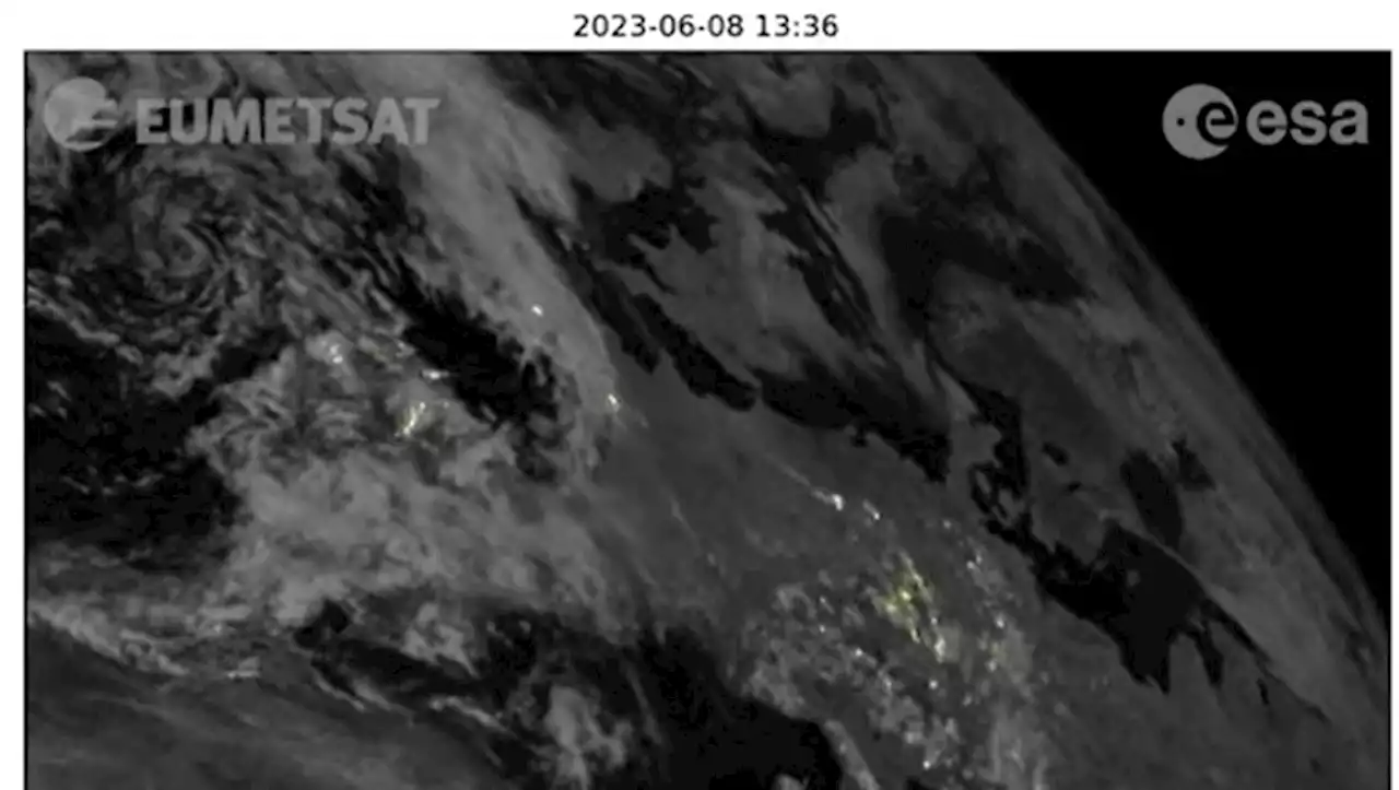 Orages violents : les premières images restituées par le satellite 'détecteur de foudre' depuis l'espace