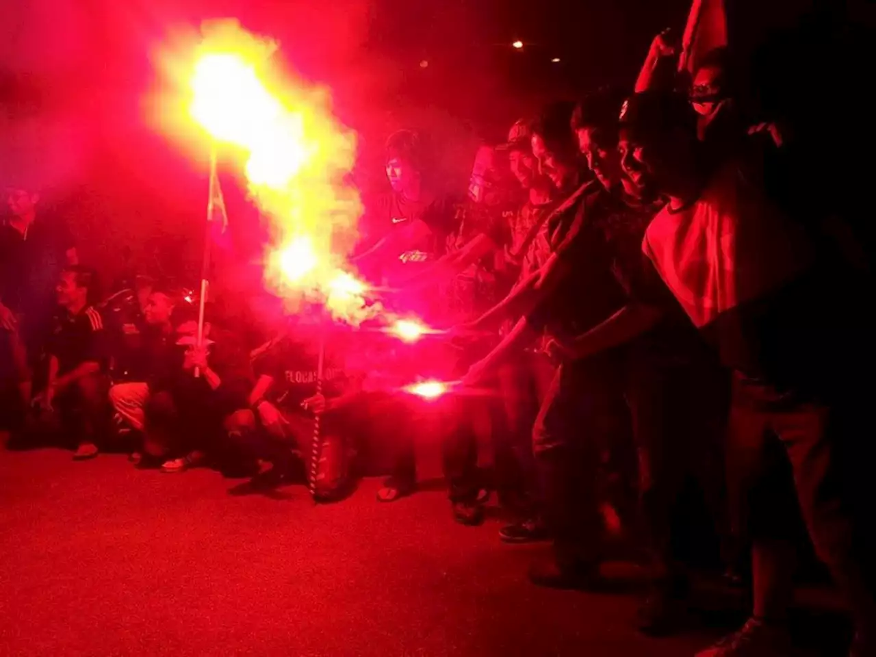 FAM fines JDT FC RM120,000 for fans firing off flares during matches | The Malaysian Insight