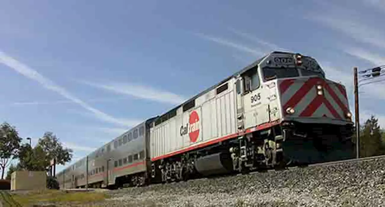 2 people killed in separate Caltrain collisions