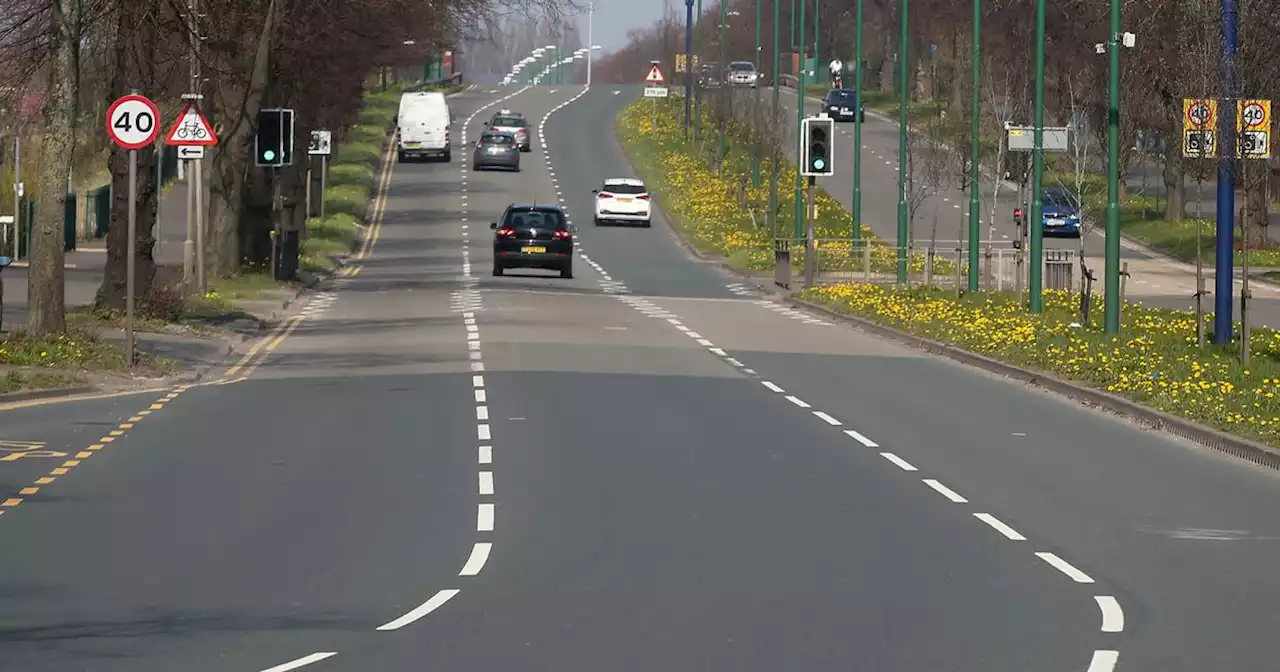 Live Nottingham traffic updates as crash causes heavy delays