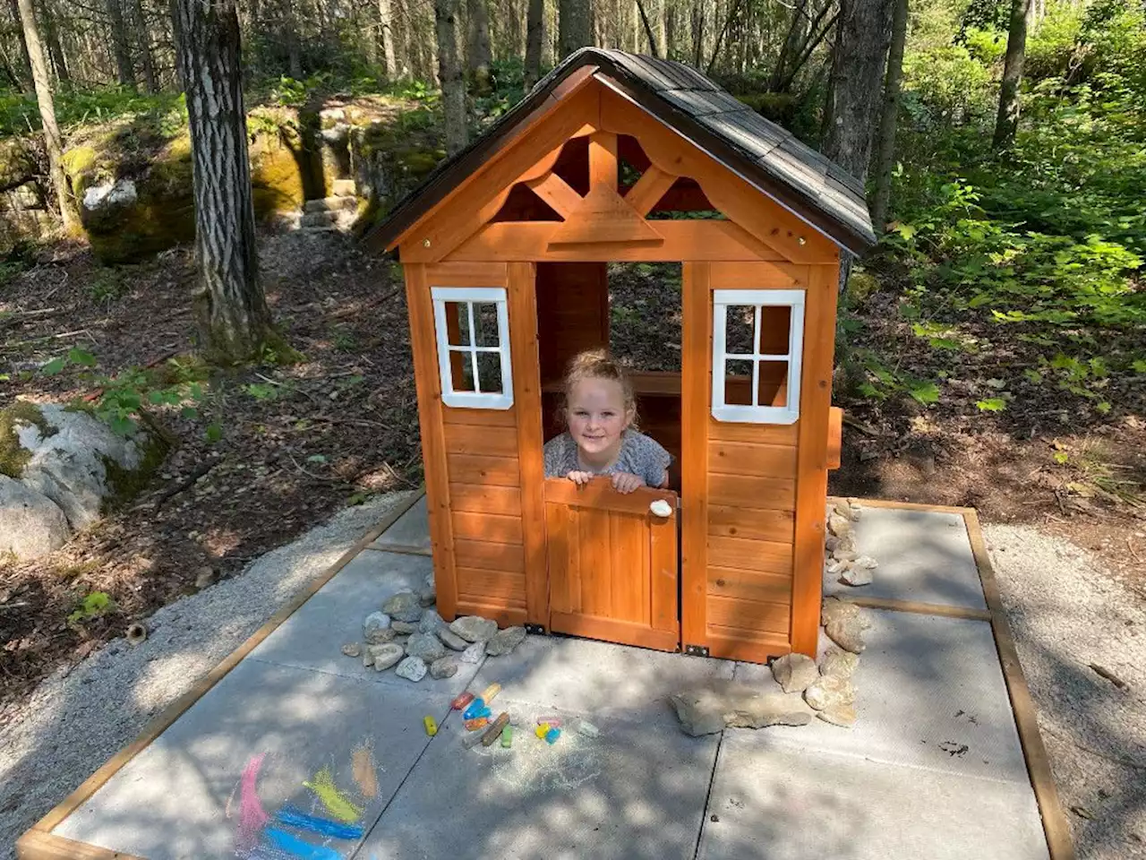 Houseworks: Wooden backyard playhouse kit delivers good looks, good value