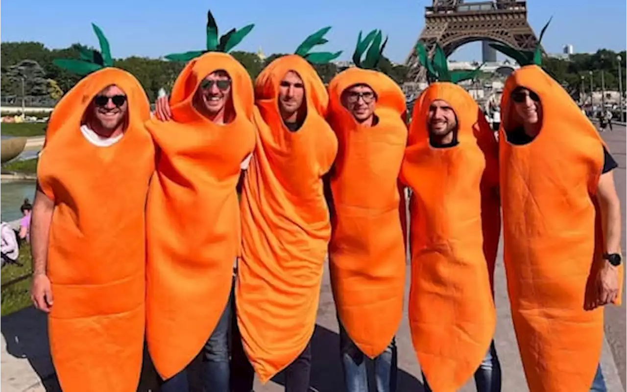 Carota Boys, chi sono i fan di Jannik Sinner e perché si vestono così