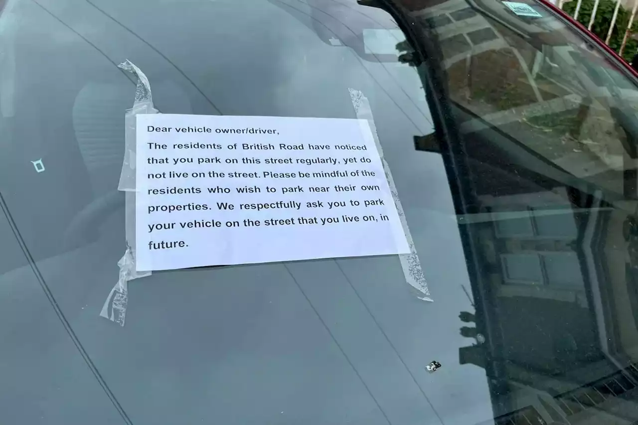 'Sinister' notes left on cars as drivers savaged for nicking neighbours' spaces