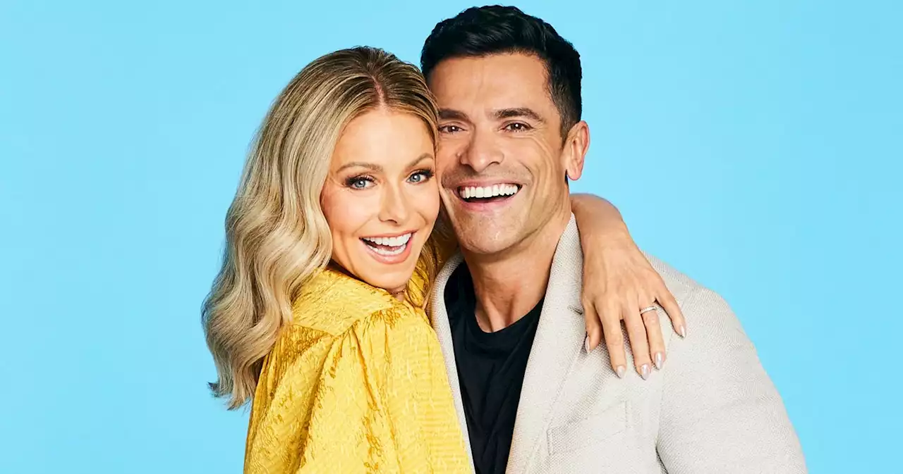 How Kelly Ripa and Mark Consuelos Found an 'All Nude' Beach in Greece