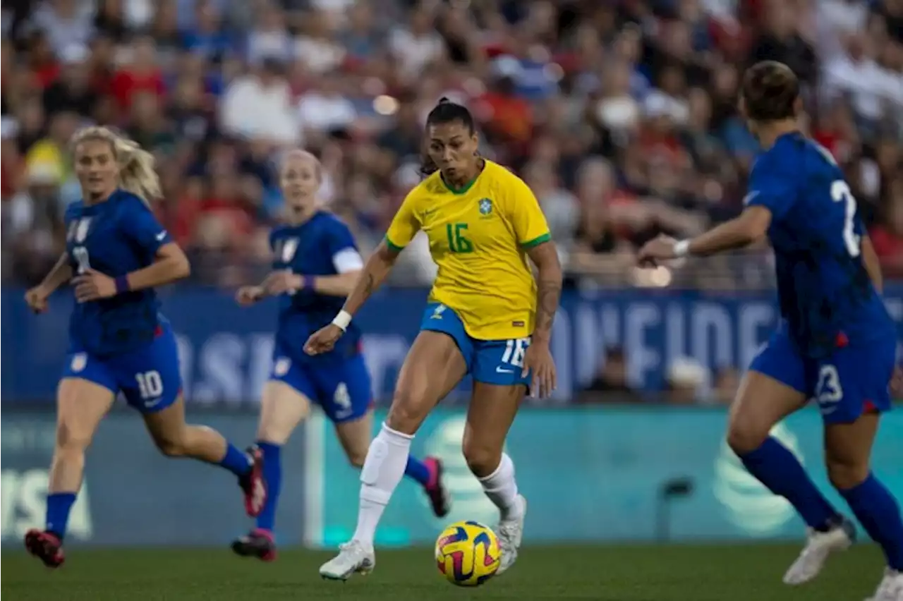 Futebol feminino ganha mais espaço e respeito na mídia, diz estudo