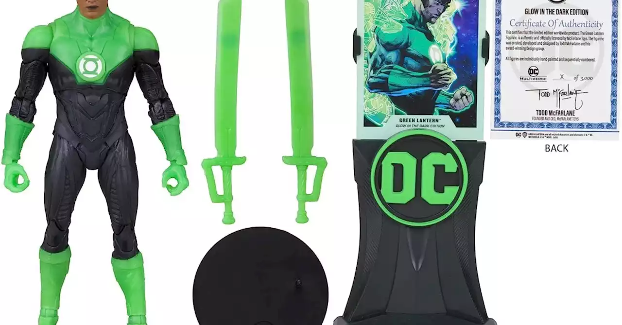 McFarlane Toys Debut New Glow in the Dark Green Lantern Figure