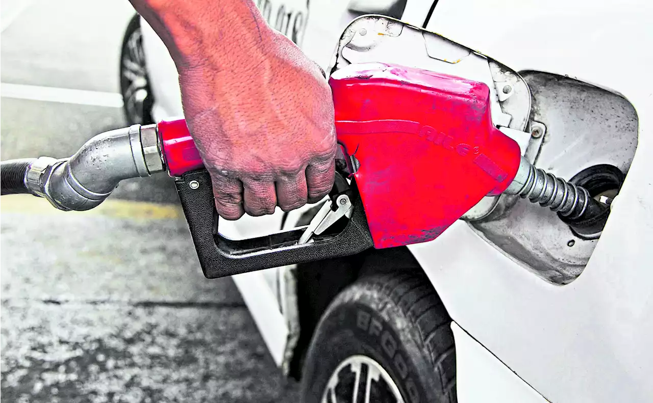 Mitos y verdades sobre la reserva y el nivel de la gasolina en el tanque