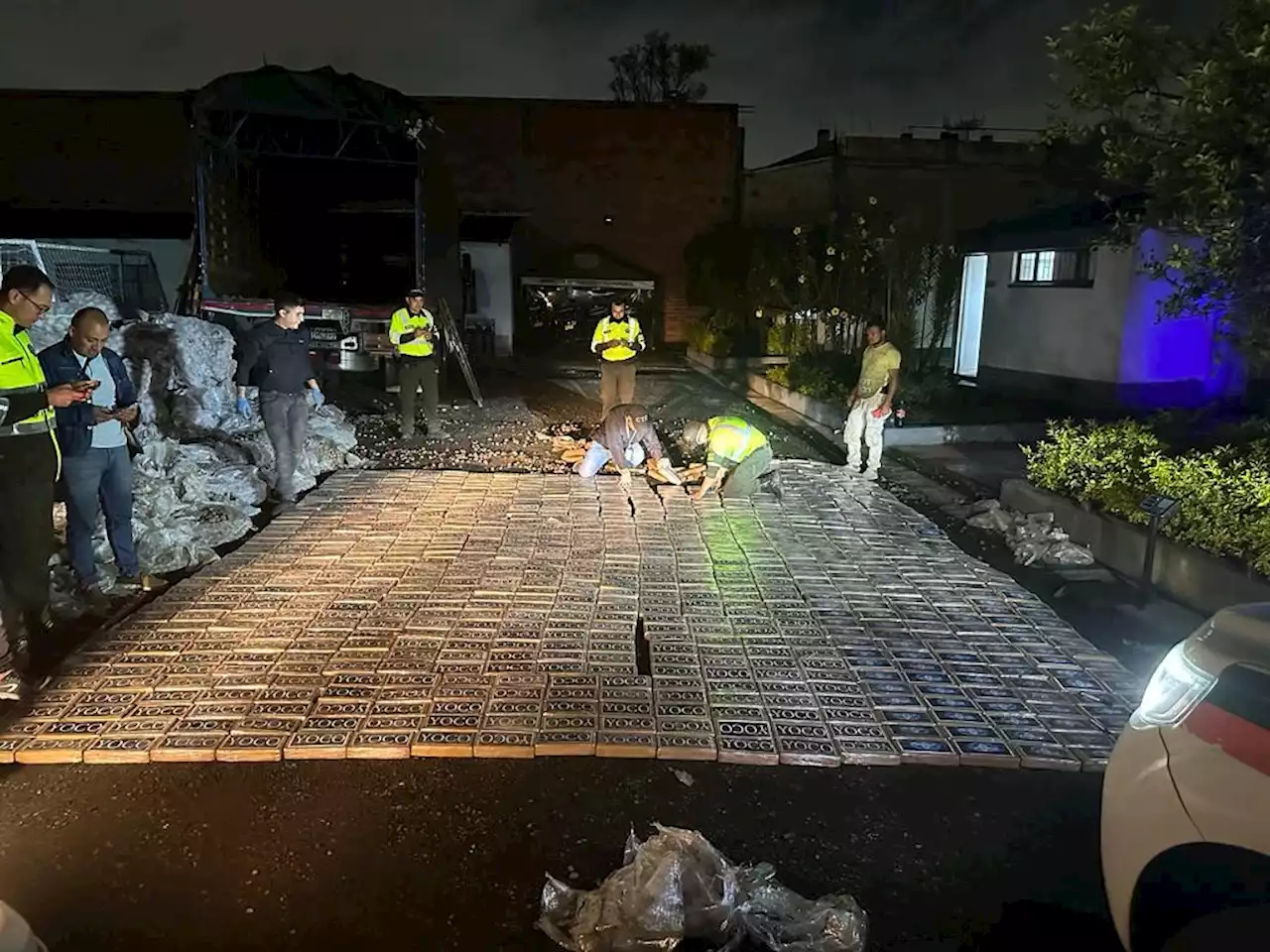 Policía incautó más de una tonelada de cocaína en la vía Fusagasugá - Bogotá