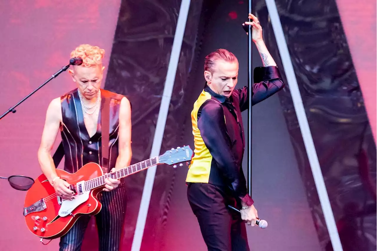 Depeche Mode im Berliner Olympiastadion: Hüftschwung, dem Tod zum Trotz