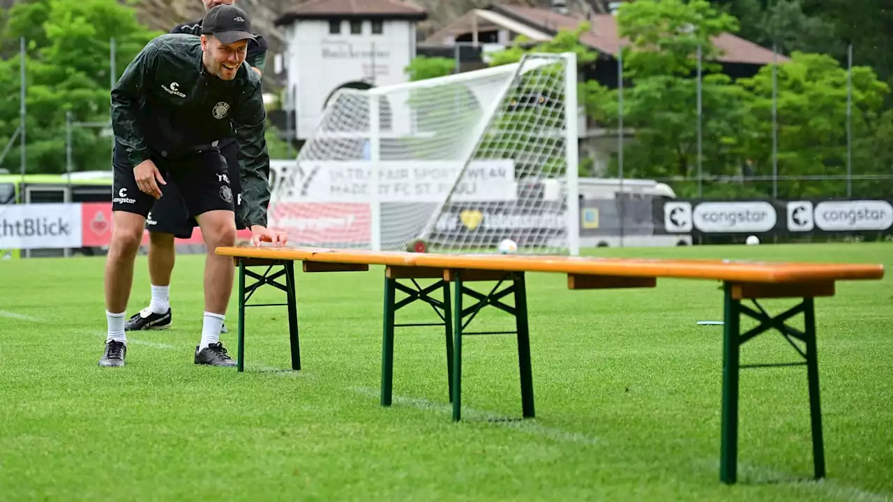 FC St. Pauli: Irre Abwechslung durch Karten-Training mit Fabian Hürzeler