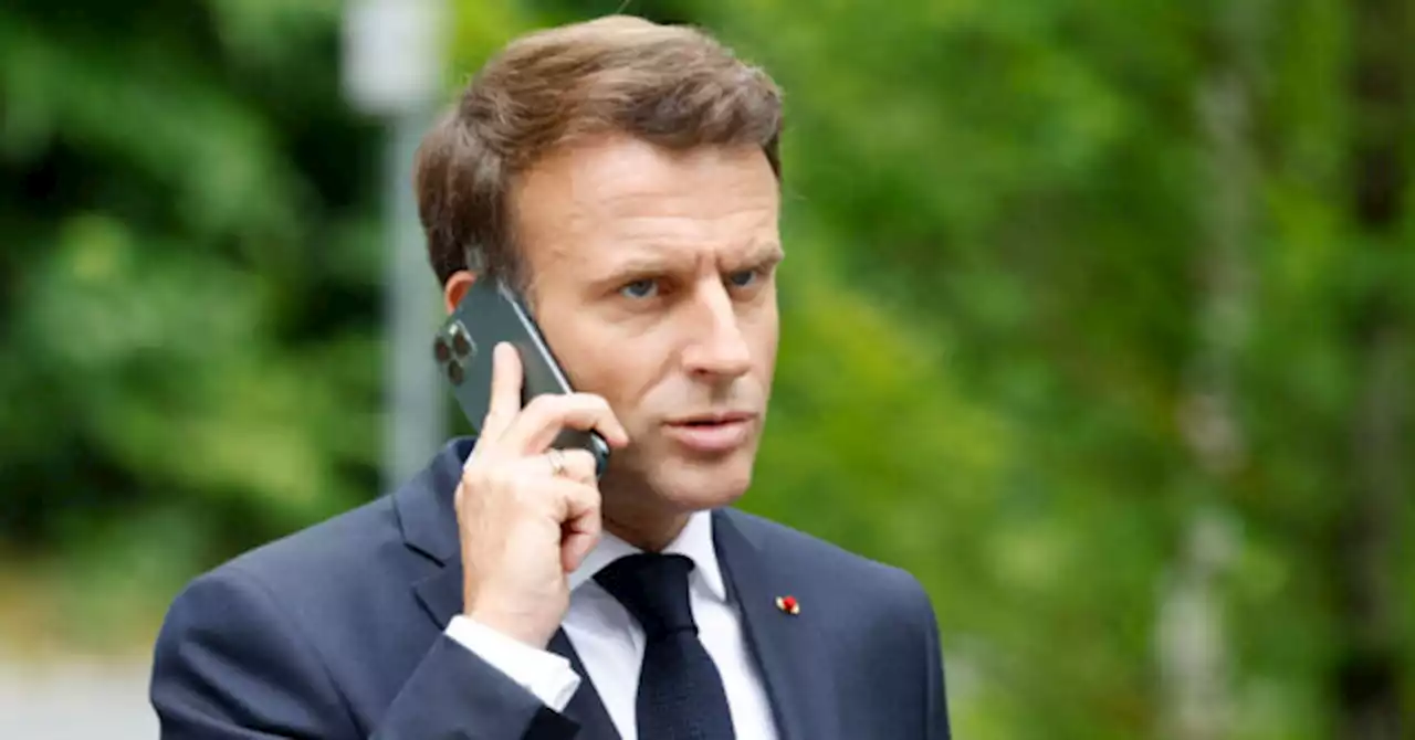 French Police to Spy Through Phones Using Remote Camera Activation