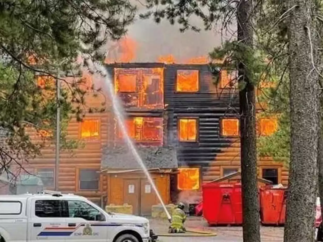 Man charged in Lake Louise arson remains in custody