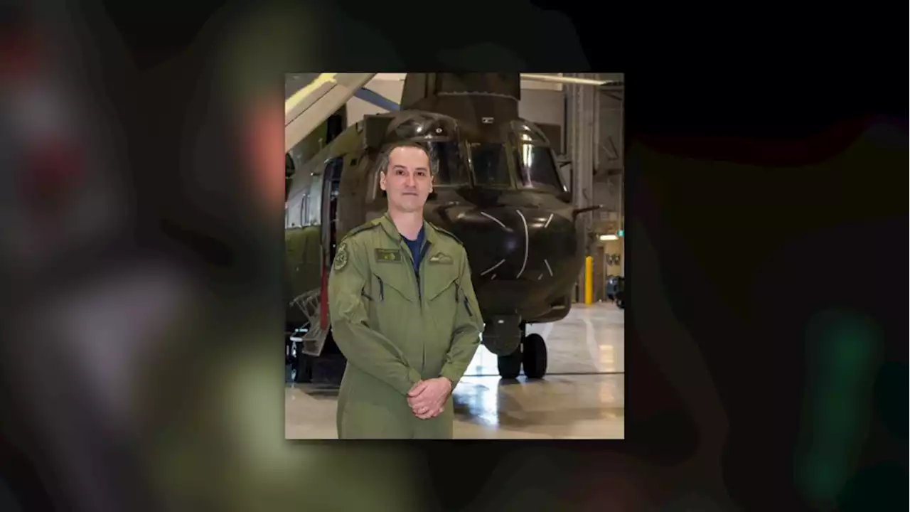 Memorial held at Garrison Petawawa for Chinook helicopter pilot