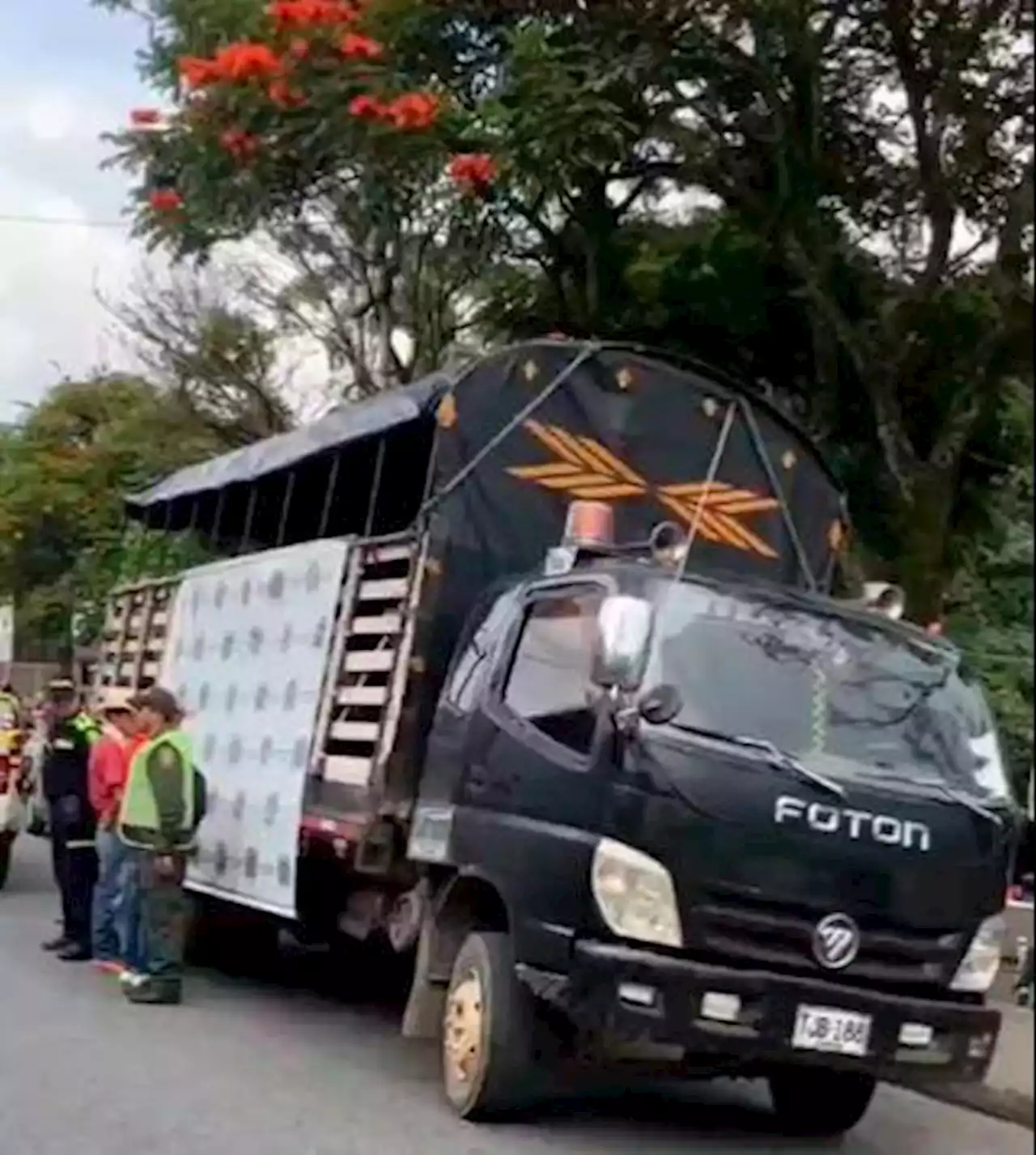 Dos camiones con 42 reses robadas en San Carlos se pasearon por carreteras del Oriente antioqueño