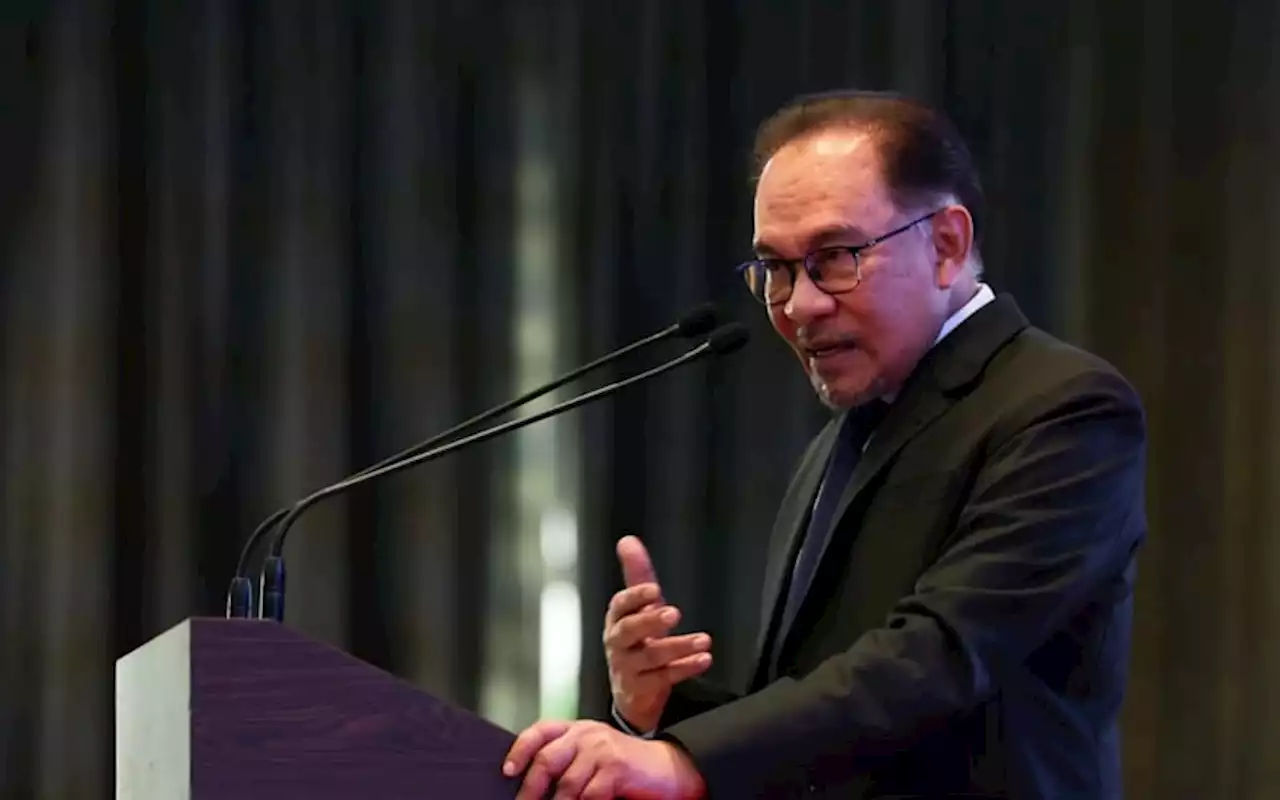 Saya yang lupuskan hutang peneroka Felda, tegas Anwar