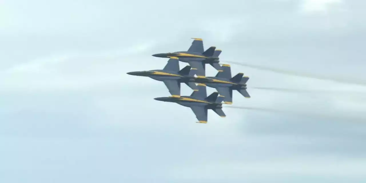 WATCH LIVE: Blue Angels thrill crowd today at Pensacola Beach Air Show