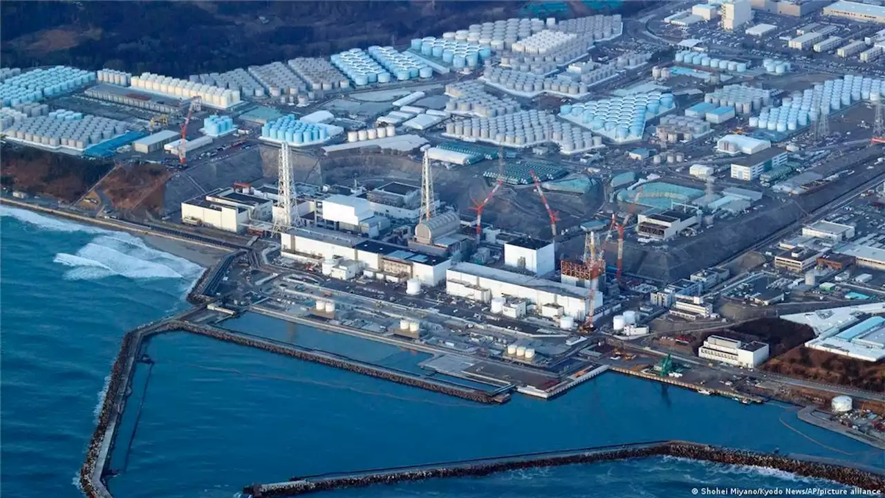 O polêmico plano do Japão de despejar água da usina nuclear de Fukushima no mar