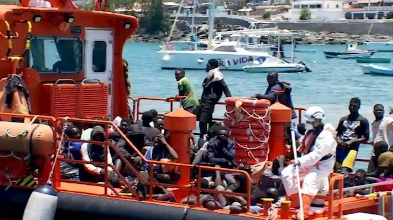 800 personas fallecen este año en su ruta a las Islas Canarias: las ONG denuncian la situación