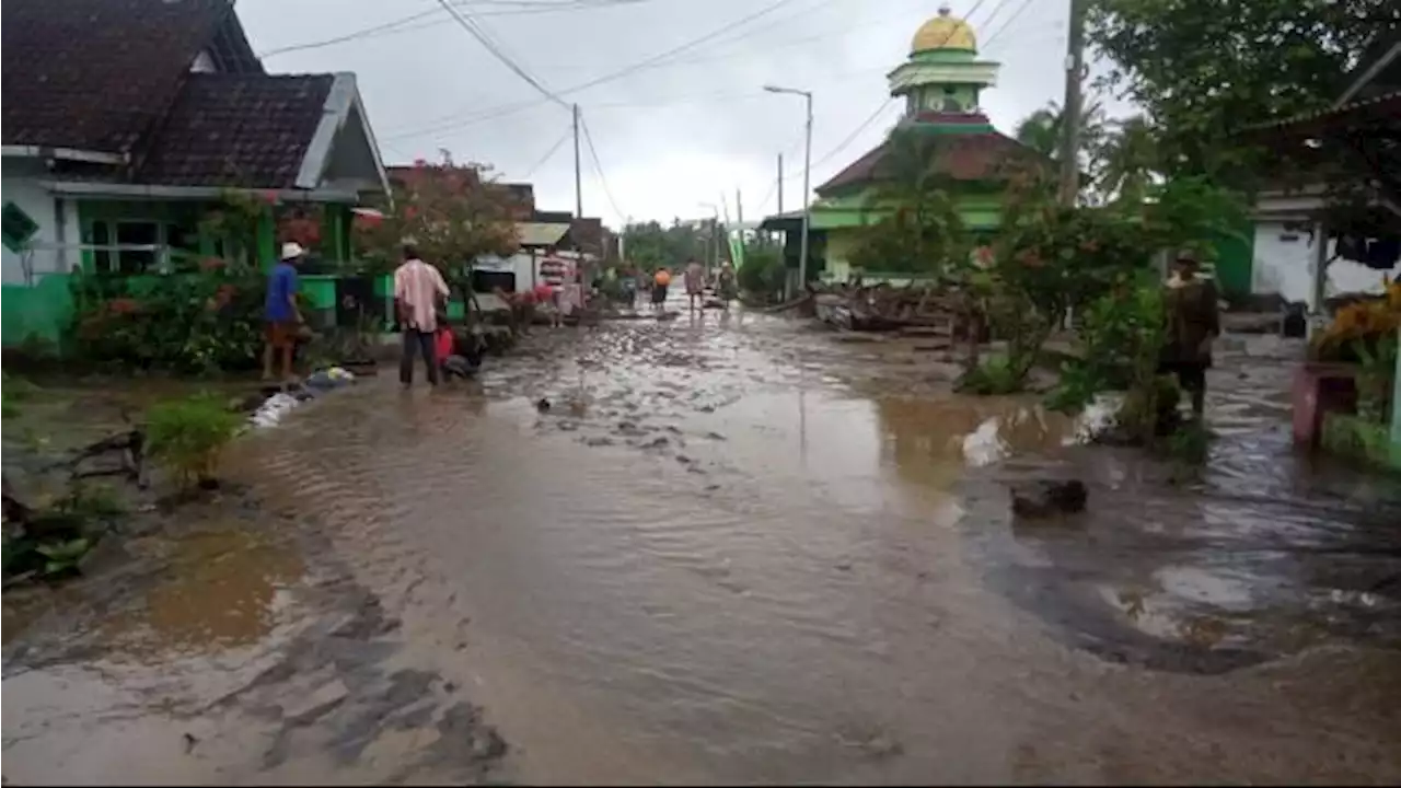 Banjir Genang 6 Kecamatan, Pemkab Lumajang Tetapkan Tanggap Darurat Bencana 14 Hari