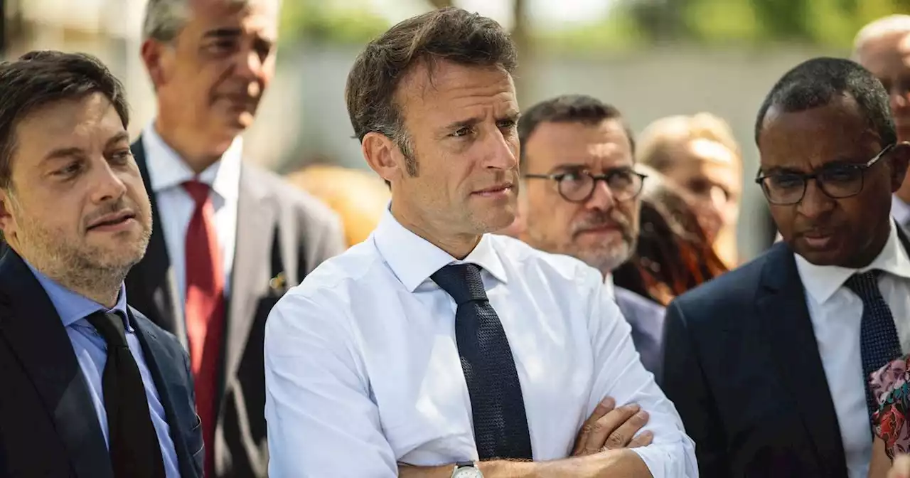 Après les émeutes, Emmanuel Macron veut durcir l’Éducation nationale pour remettre de l’autorité à l’école