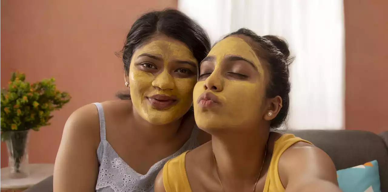 This DIY Turmeric Face Mask Is Stacked With Skin-Loving Benefits