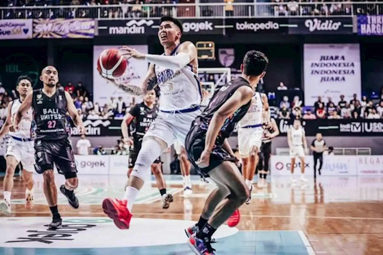 Hasil Playoff IBL 2023: Satria Muda Lolos ke Babak Semifinal