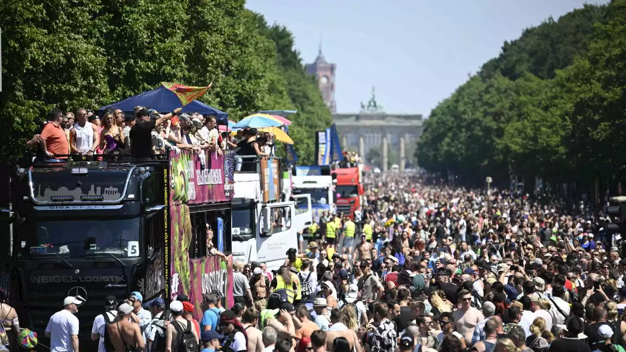 Berlin: Polizei genehmigt Techno-Parade 'Rave the Planet'