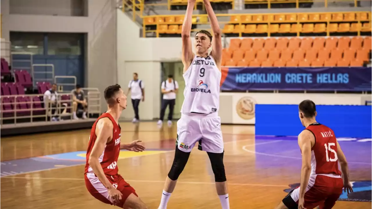 Arizona's Motiejus Krivas leads Lithuania to U20 win; Henri Veesaar posts double-double