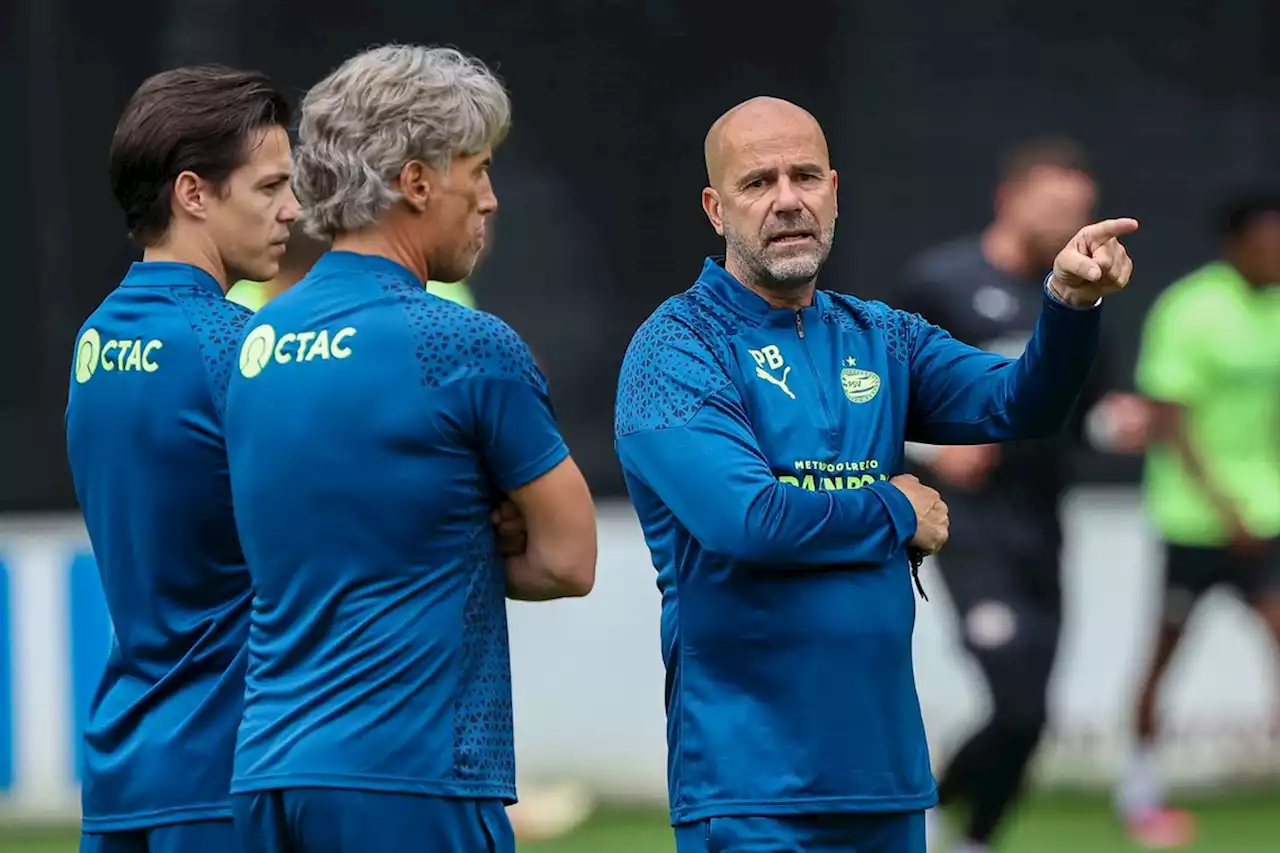 PSV onderuit in eerste oefenwedstrijd onder Bosz