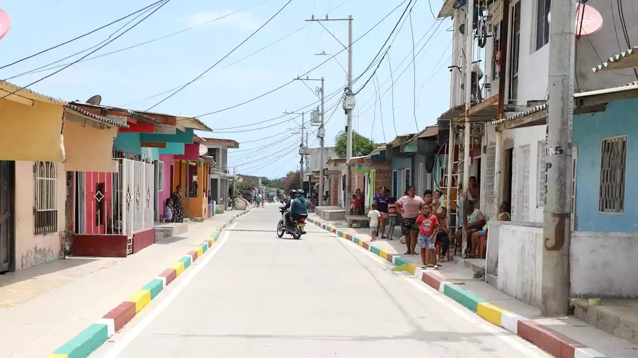 Al servicio 480 metros lineales de vía canal en Las Flores