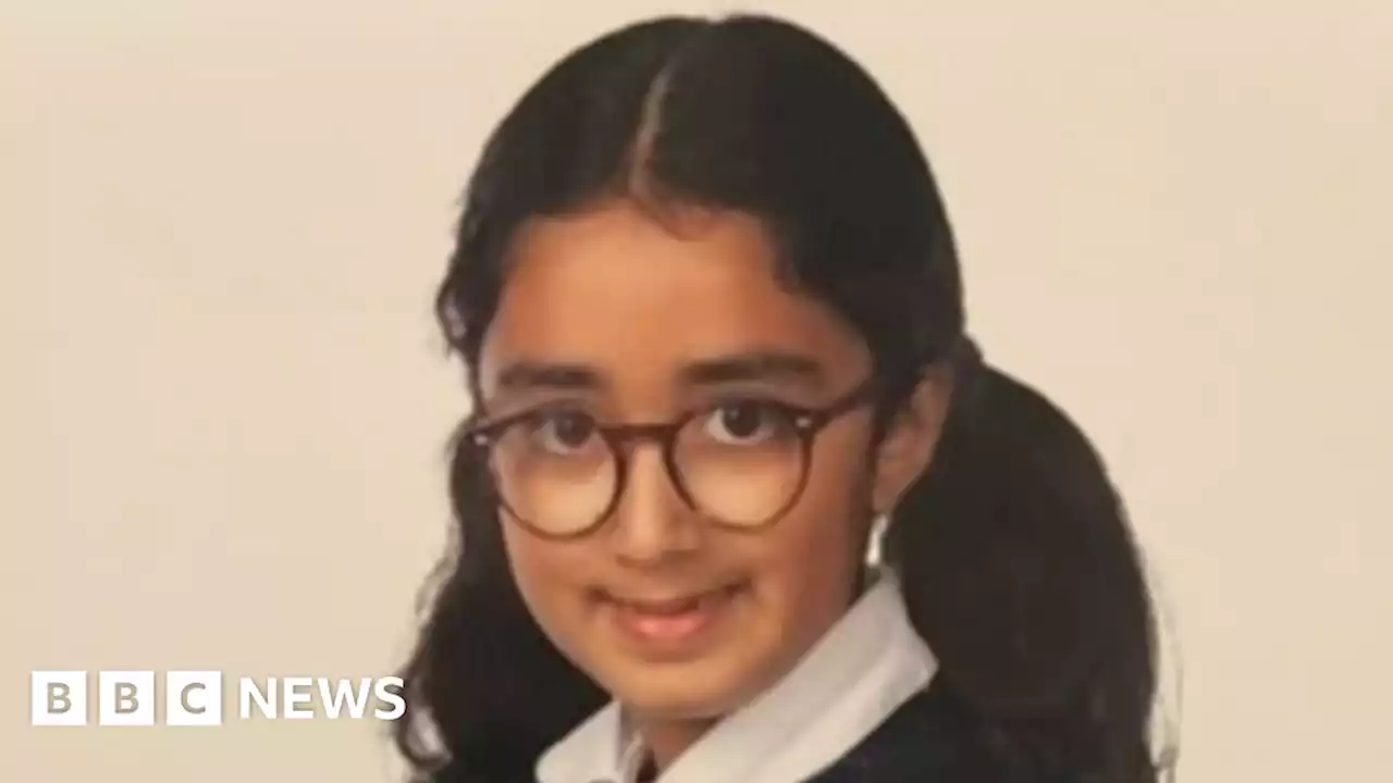 Second girl, 8, dies after Wimbledon school car crash