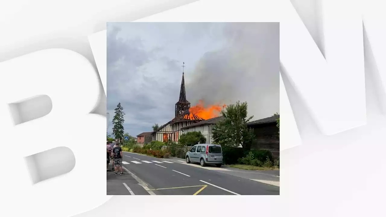 Marne: les terribles images d'une église classée aux Monuments historiques ravagée par un incendie