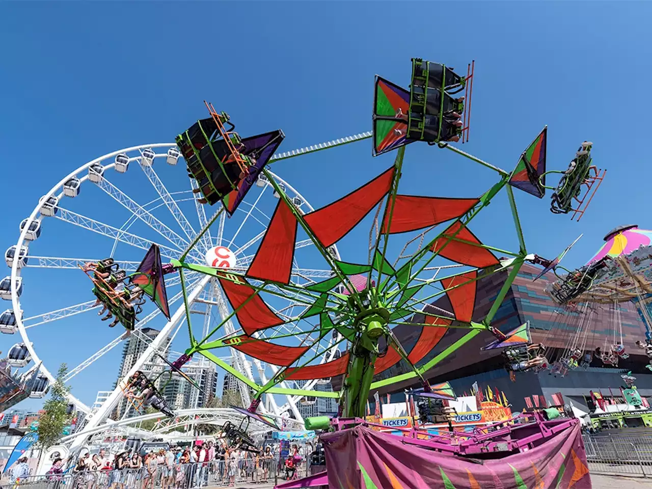 Calgary under heat warning for first Stampede weekend