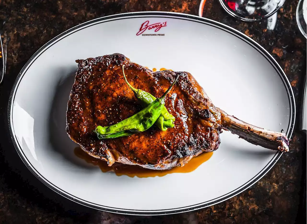 The 10 Best Steakhouses in Las Vegas, According to Chefs