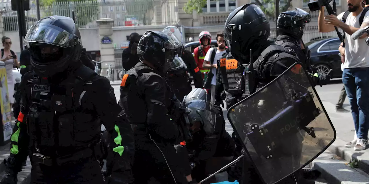 Marche interdite : enquête administrative ouverte après des violences sur des journalistes