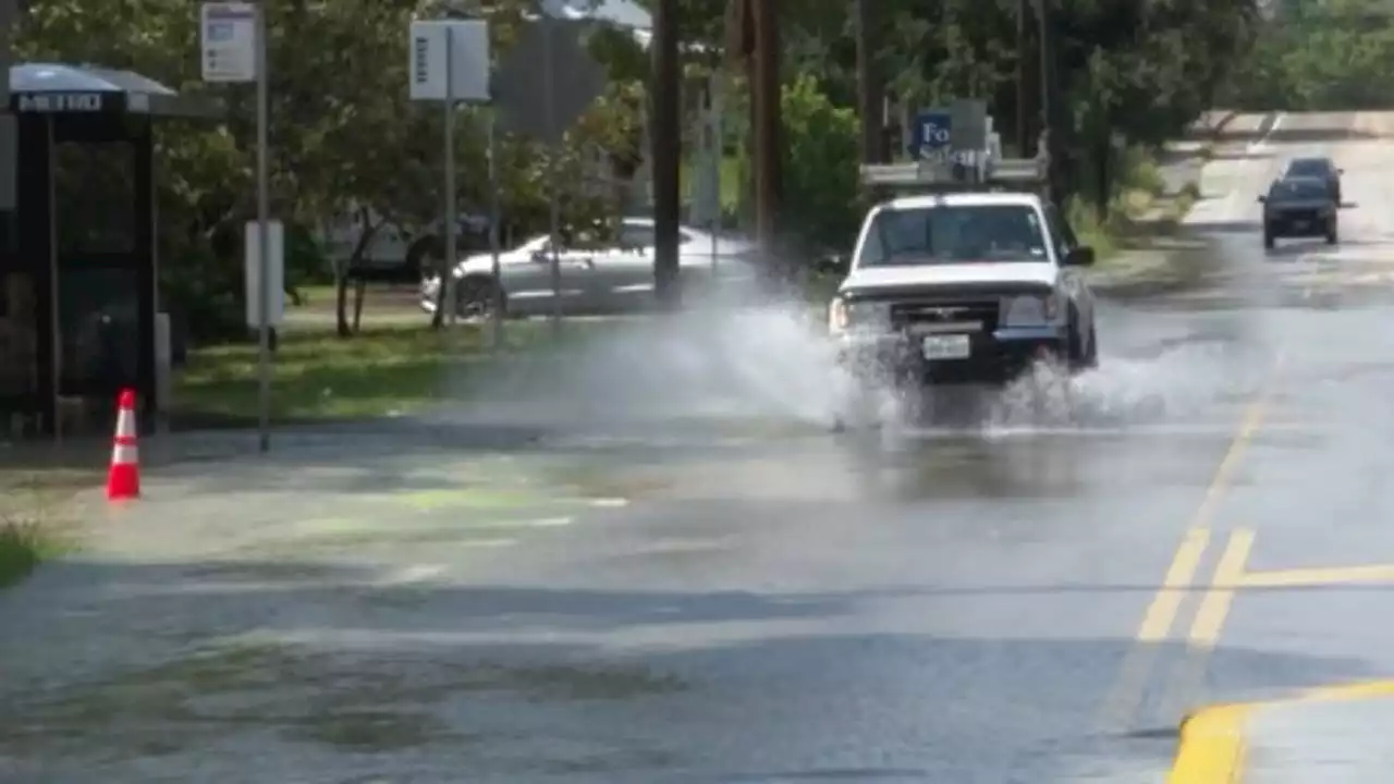 Houston resident said city crews have not helped fixing broken water main