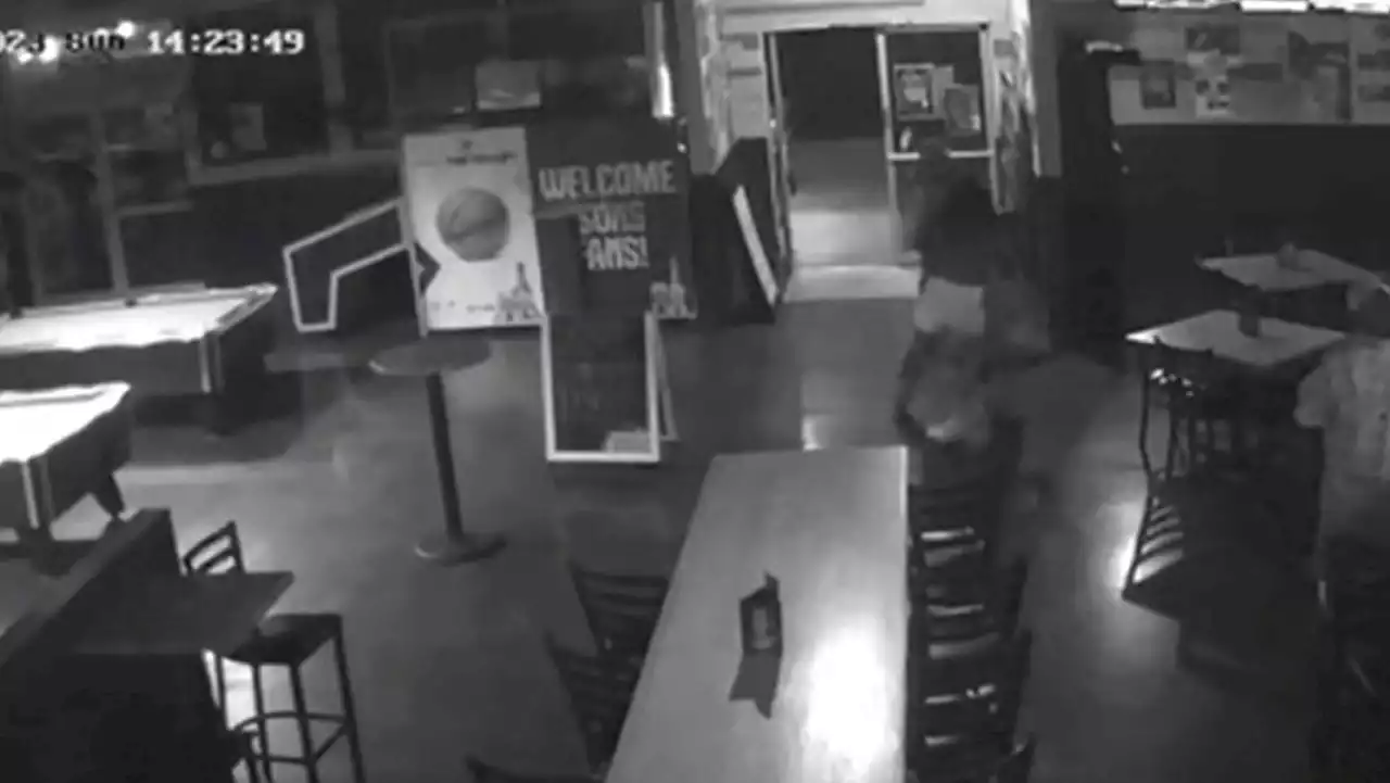 Arizona bar manager sucker-punched by customer, suffers cerebral hemorrhage: video